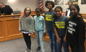 Washington Students lead Pledge at December Board Meeting