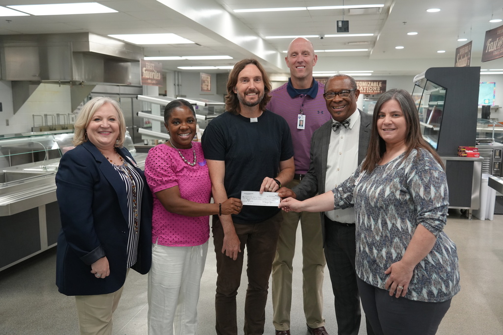 Connecting People with Resources NWA, Inc., in collaboration with Good Shepherd Lutheran Church, presented a check for $2,035.83 to Superintendent Dr. John L Colbert, FHS principal Dr. Michelle Miller FPS Child Nutrition Director Amy Jefferson, and FPS Child Nutrition Assistant Director Ted Whitehead for the FPS Child Nutrition department today to cover the student lunch debt for the 2023 senior class. Both organizations wanted to show their support for the graduating class. A very special thank you to Monique and Clint Jones! #onefps